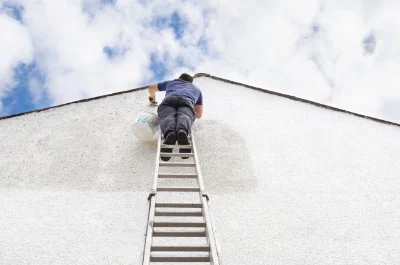 Peinture extérieure à Ercé — façades et ravalement